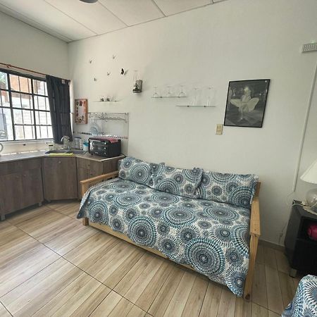 Hospedaje 3 Aeropuerto Ezeiza Pet Friendly Tranfer Gratis Desde Y Hacia El Aeropuerto De Ezeiza A 20 Minutos Apartment Exterior photo