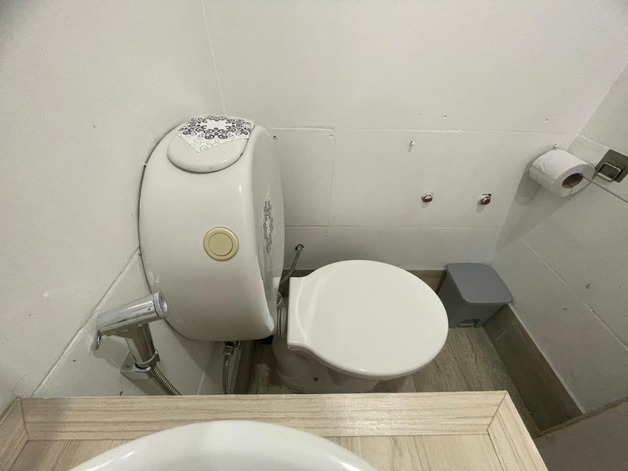 Hospedaje 3 Aeropuerto Ezeiza Pet Friendly Tranfer Gratis Desde Y Hacia El Aeropuerto De Ezeiza A 20 Minutos Apartment Exterior photo